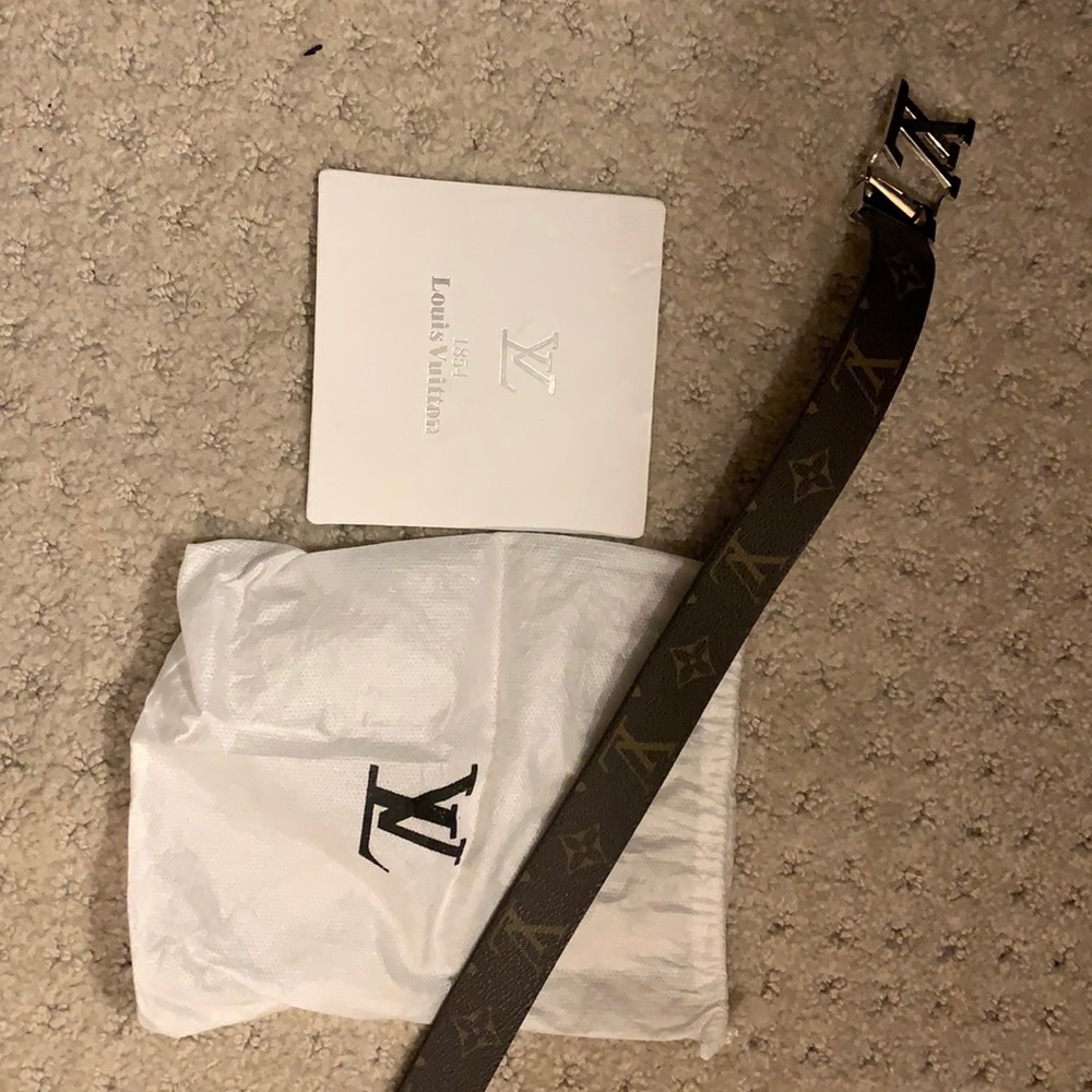 Louis Vuitton belt